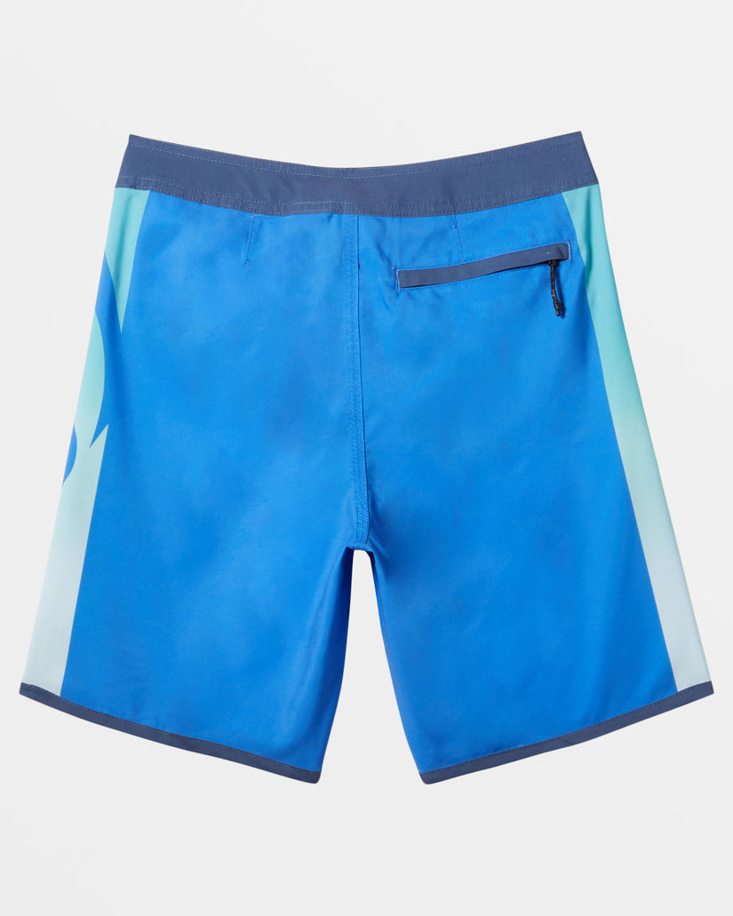 Boys 8-16 Everyday Holmes 17" Boardshorts - Nebulas Blue