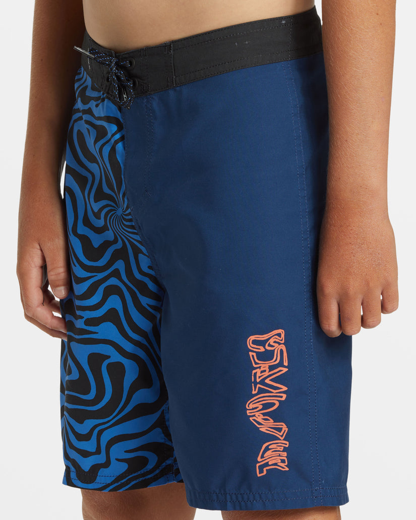 Boys 8-16 Everyday Warped 17" Boardshorts - Nebulas Blue