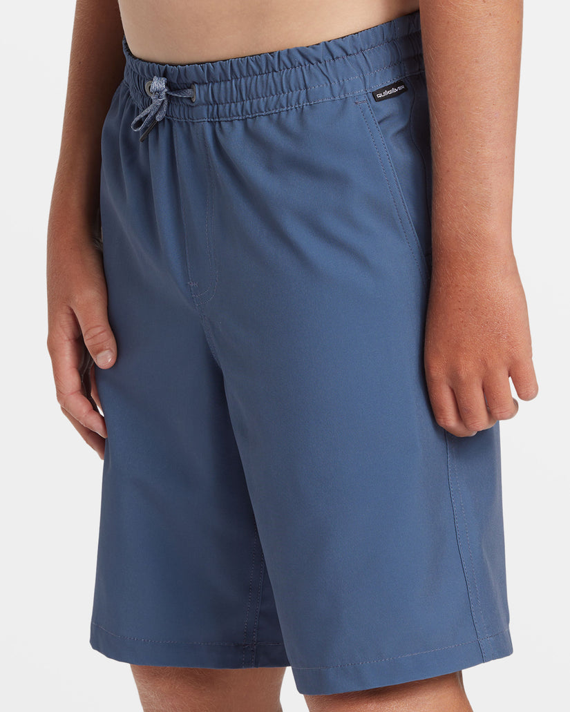 Boys 8-16 Taxer Amphibian 17" Hybrid Shorts - Vintage Indigo