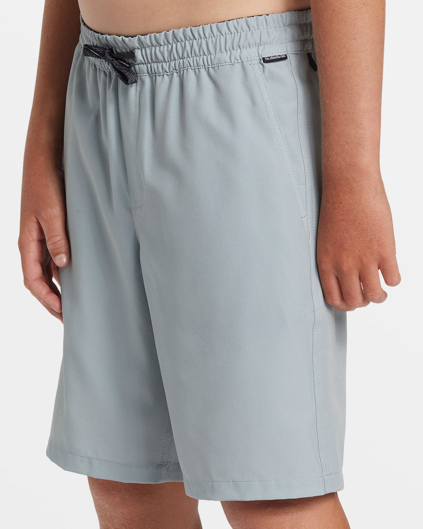 Boys 8-16 Taxer Amphibian 17" Hybrid Shorts -