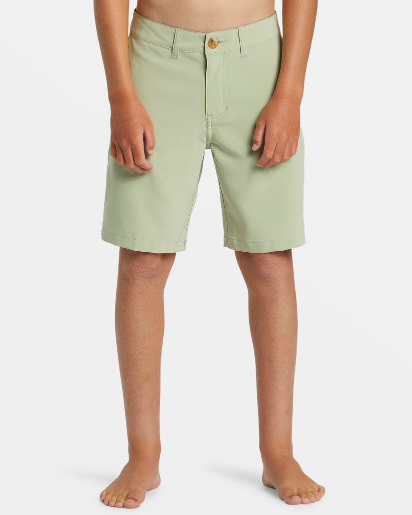 Boys 8-16 Union Amphibian 17" Hybrid Shorts - Desert Sage