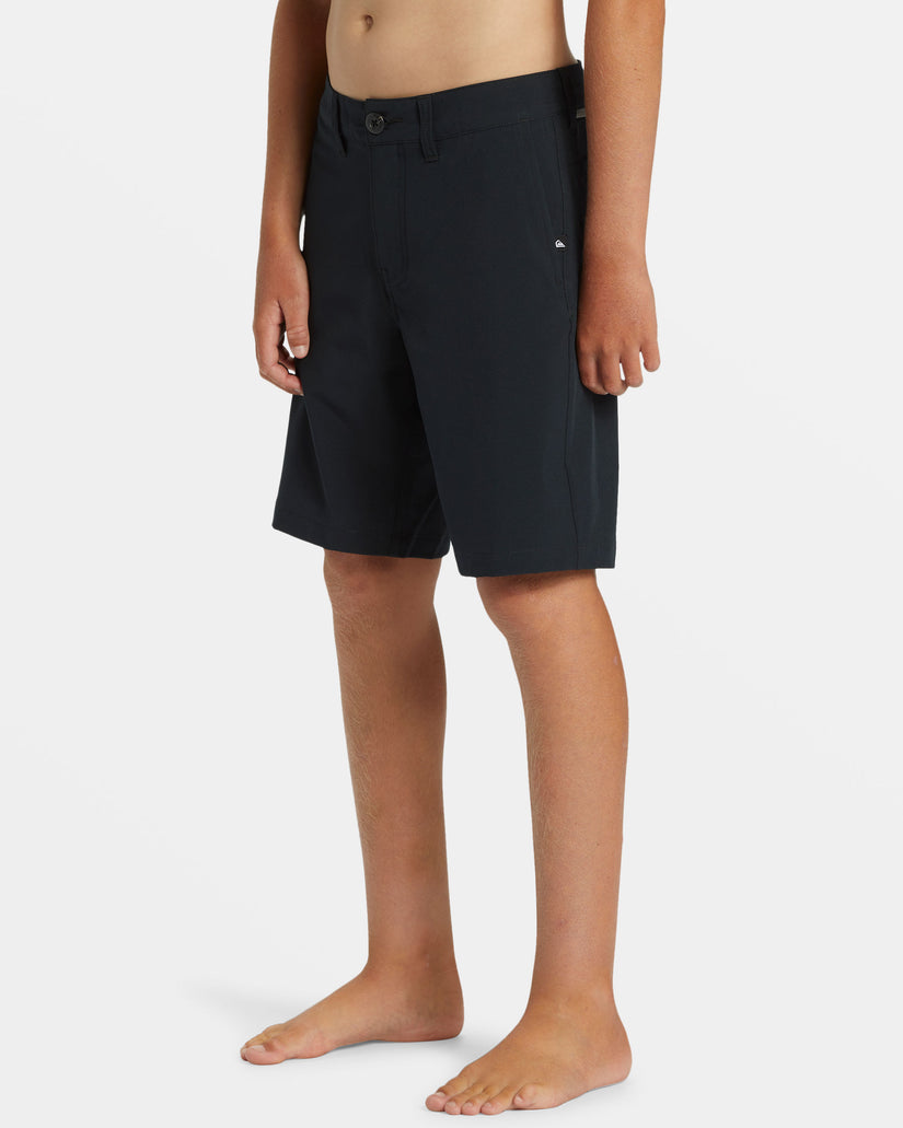 Boys 8-16 Union Amphibian 17" Hybrid Shorts - Black