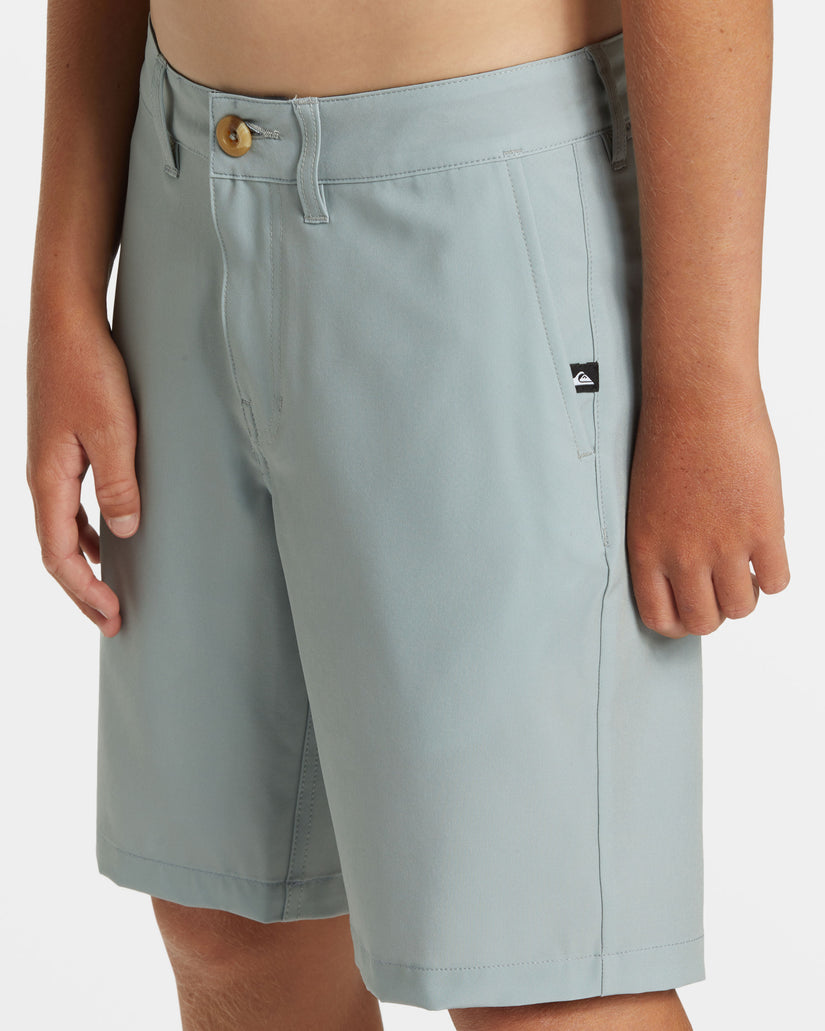 Boys 8-16 Union Amphibian 17" Hybrid Shorts - Quarry