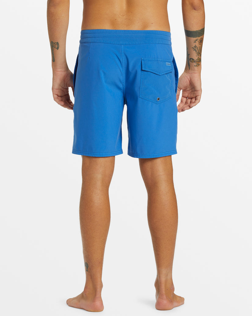 Surfsilk Street Trunk 18" Boardshorts - Star Sapphire