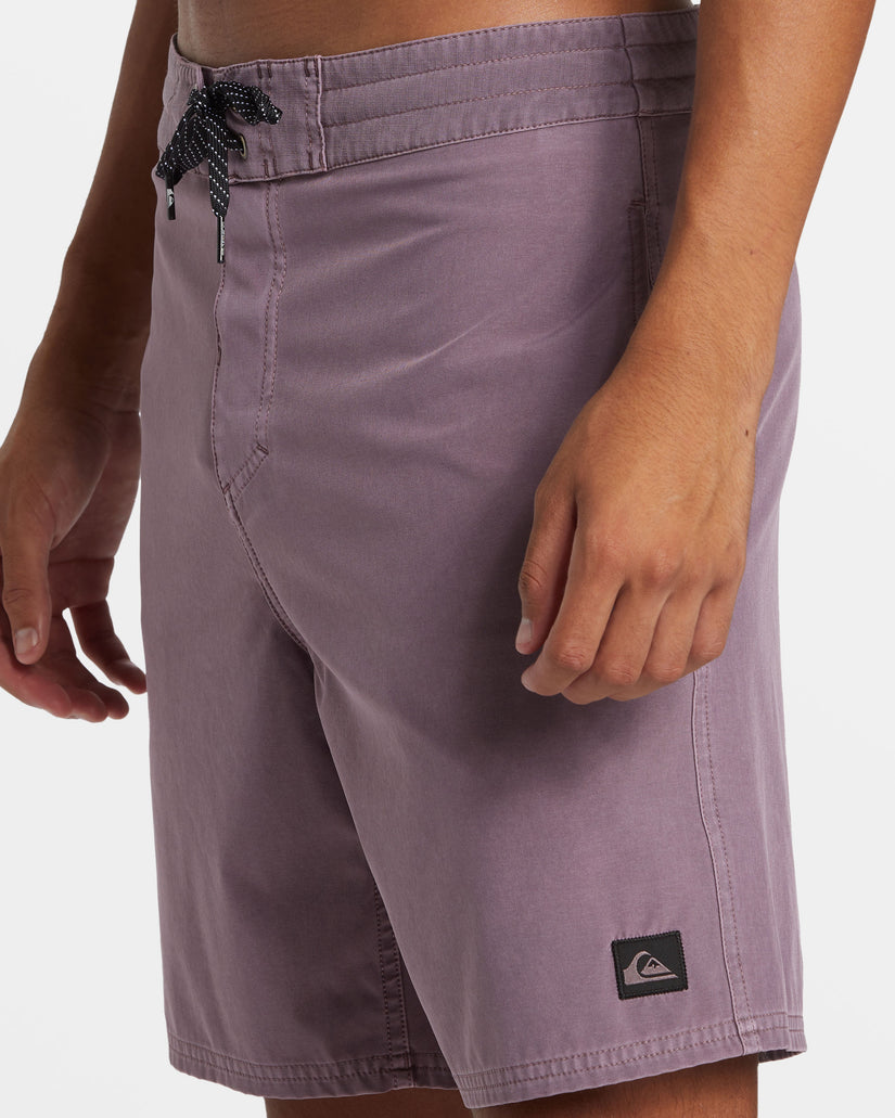 Surfsilk Street Trunk 18" Boardshorts - Grape Shake