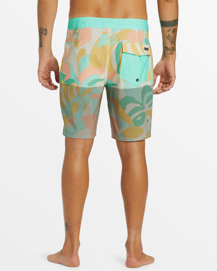 Highline Straight Leg 19" Boardshorts - Beveled Glass