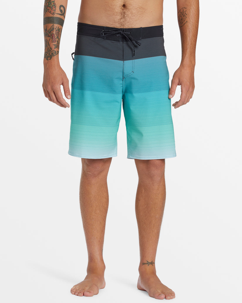 Surfsilk Massive 20" Boardshorts - Larkspur