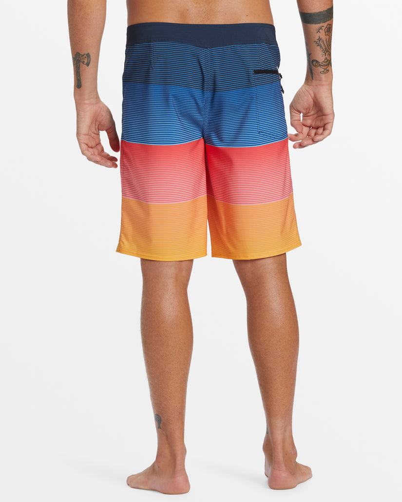 Surfsilk Massive 20" Boardshorts - Monaco Blue