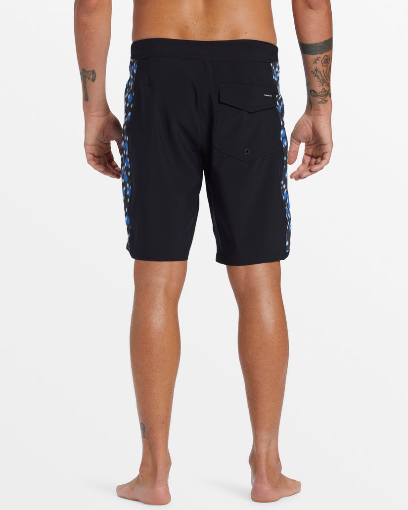 Surfsilk Arch 19" Boardshorts - Black