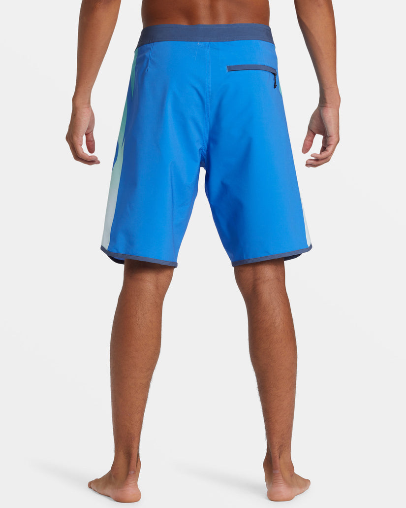 Surfsilk Holmes 20" Boardshorts - Nebulas Blue