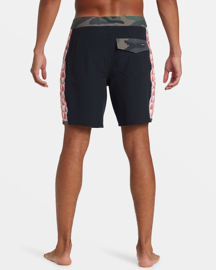 Rothman Arch 18" Boardshorts - Black