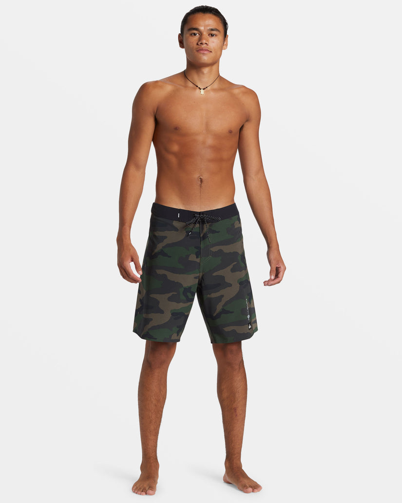 Highline Hawaii Arch 19" Boardshorts - Camo