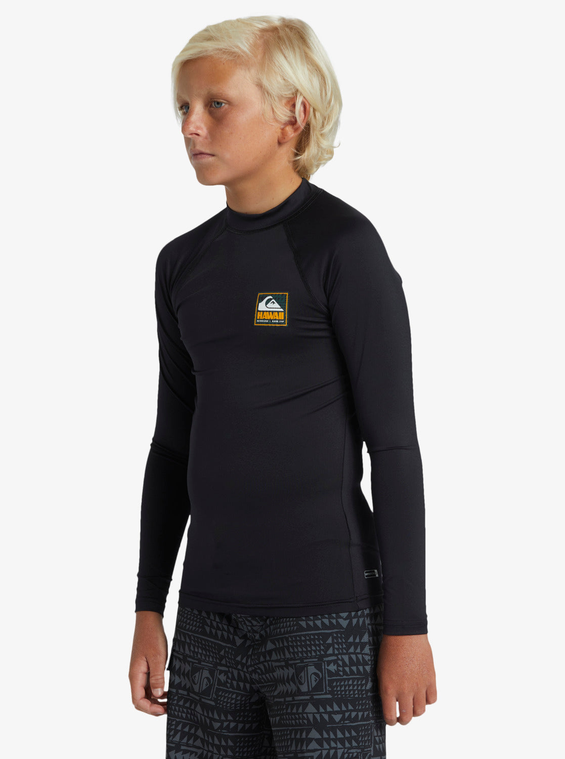 Boys 8-16 Hawaii Badge UPF 50 Long Sleeve Surf Tee - Black